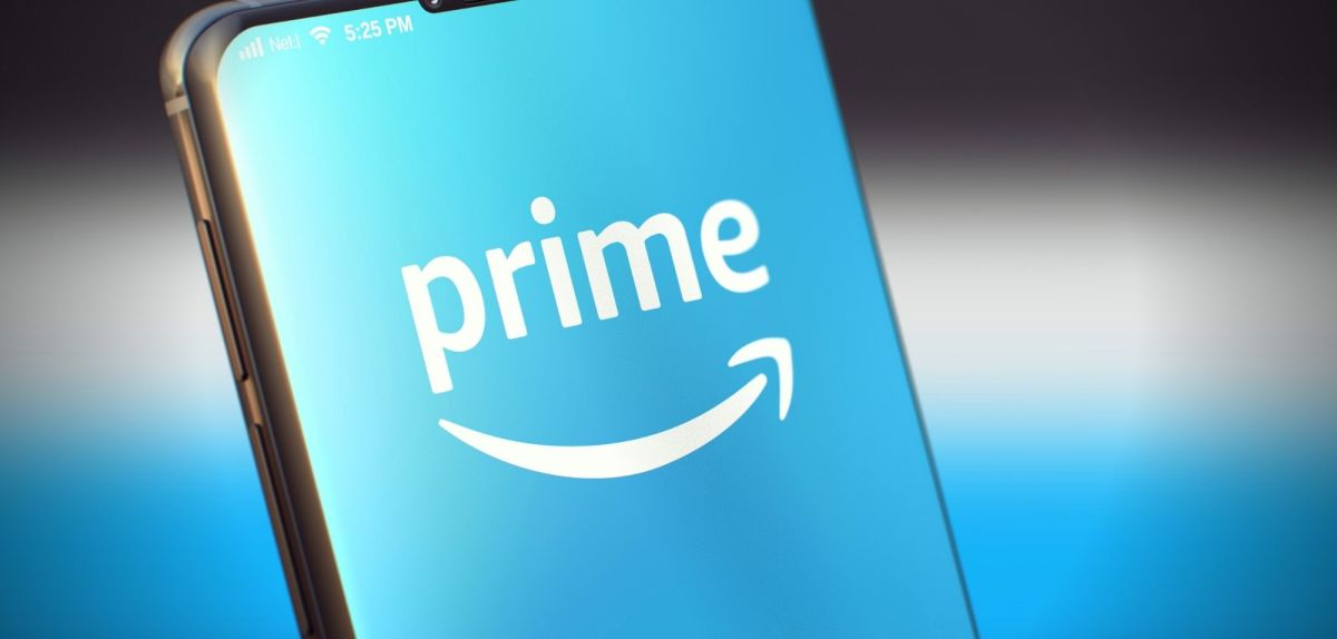Amazon Prime Logo auf Smartphone