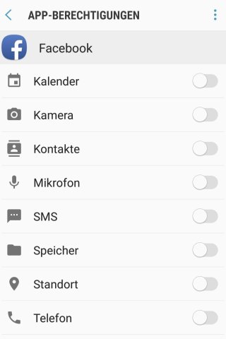 Für jede App (wie Facebook in diesem Beispiel) kannst du die Zugriffsberechtigungen einzeln einstellen.