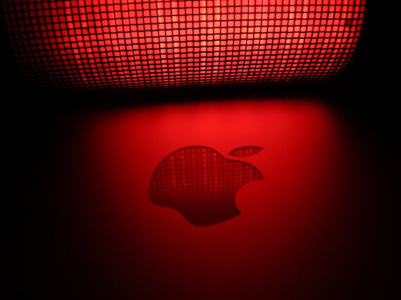 Apple Logo in Rot