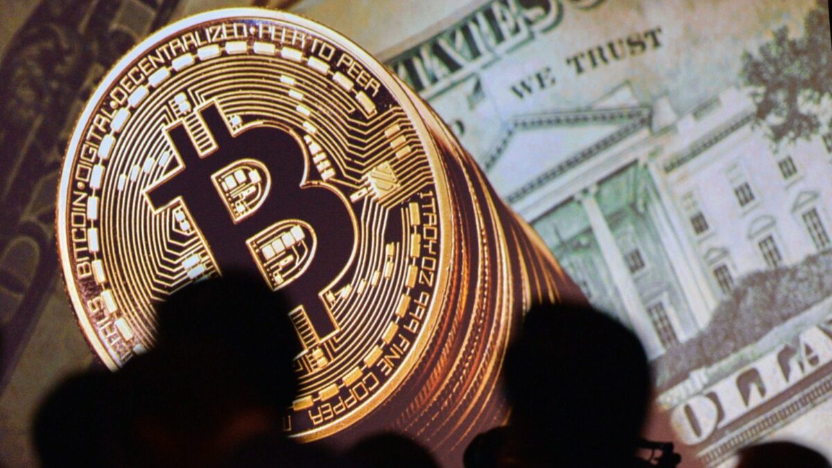 Eine Investition in Bitcoins ist derzeit riskant.