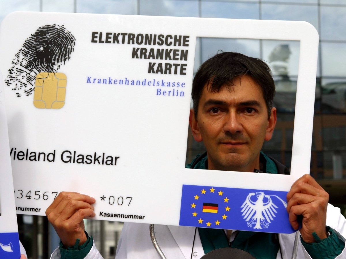 Proteste gegen die Einführung der Elektronischen Krankenkarte beim Ärztetag 2007