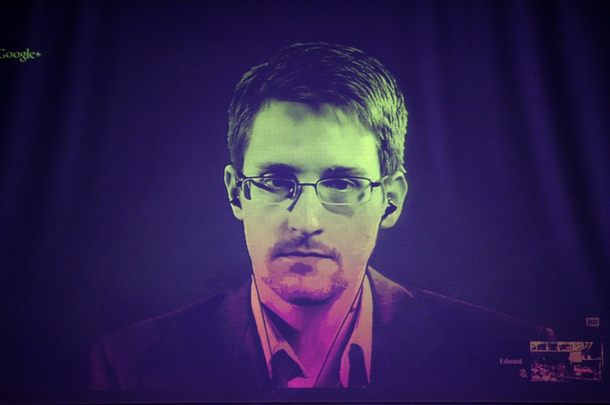 Edward Snowden während eines Gesprächs per Google Hangout.