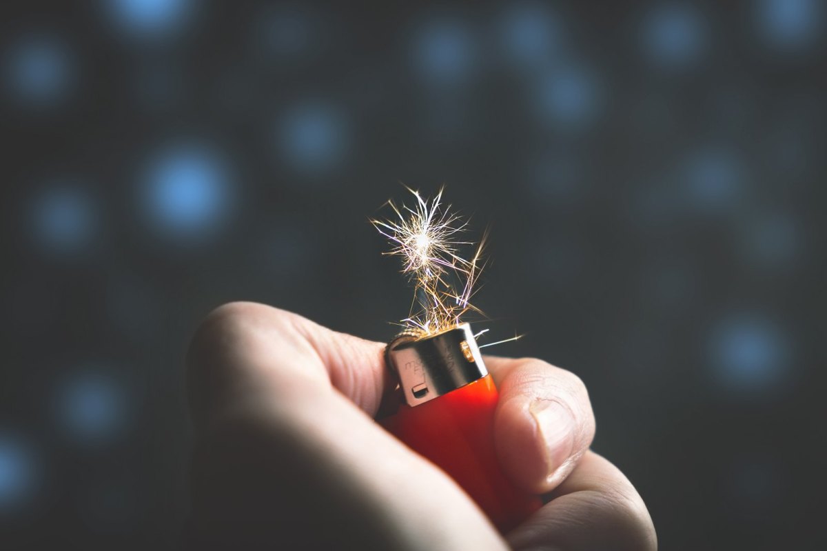 Spark lighter