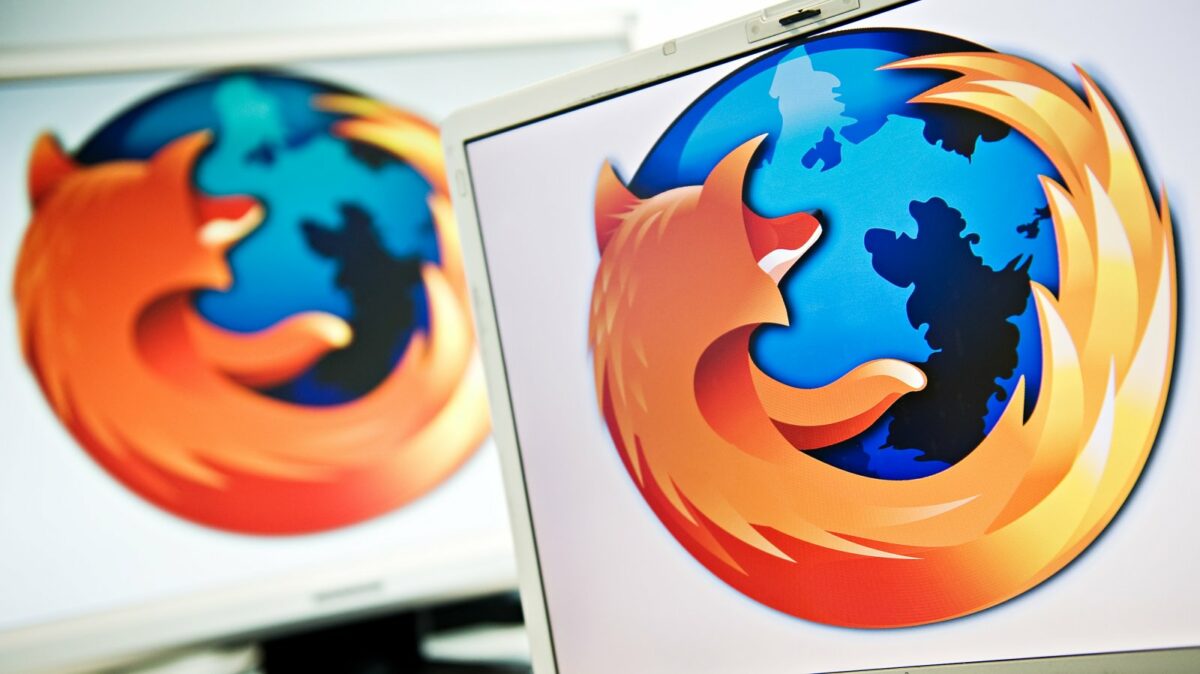 Firefox Logo auf zwei Bildschirmen