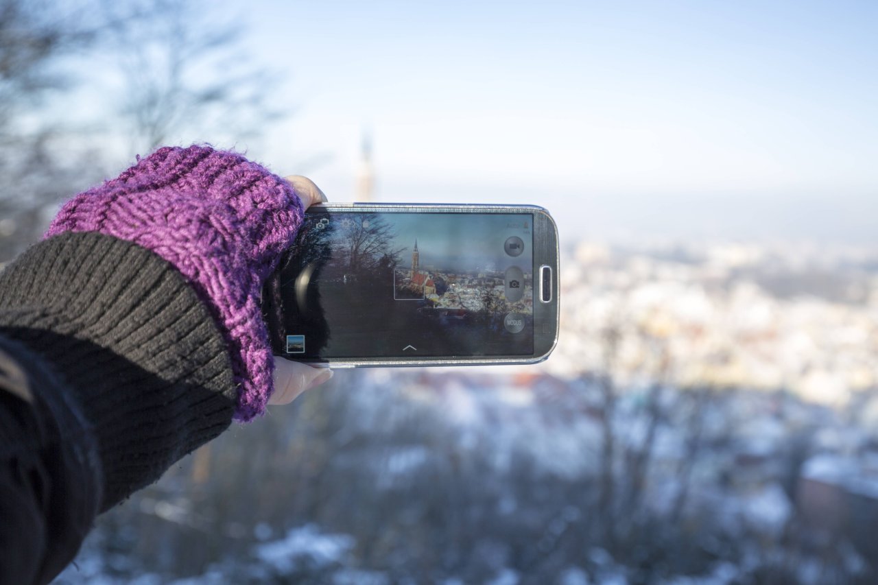 Zweimal auf den Powerbutton gedrückt und schon kann das Fotografieren losgehen.