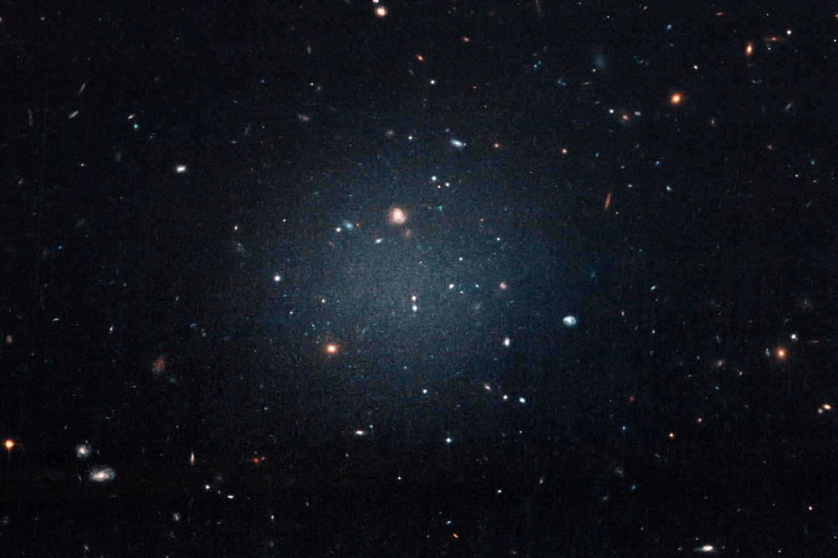 Die Galaxie NGC 1052-DF2
