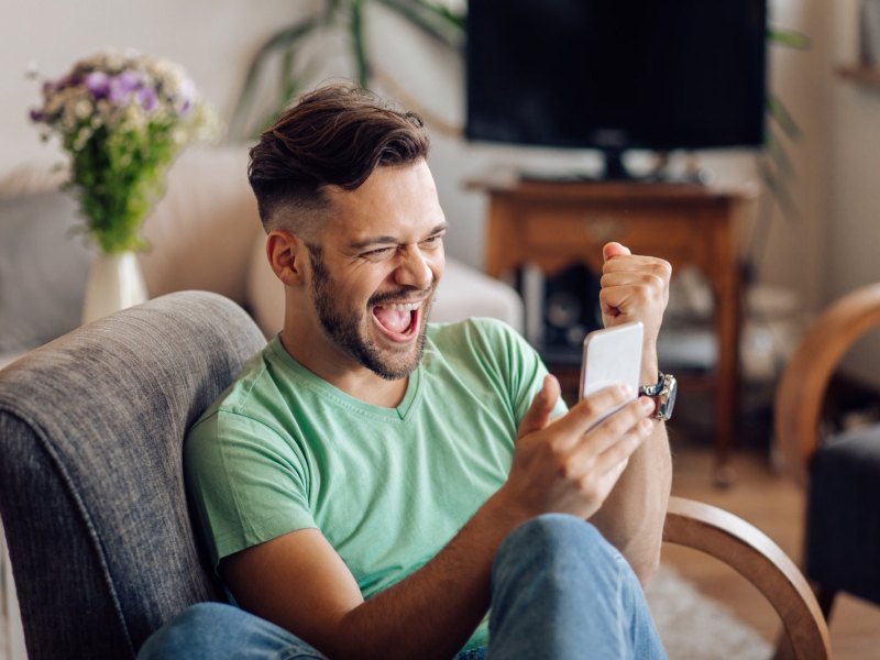 Clever investieren mit der Social-Trader-Platform eToro