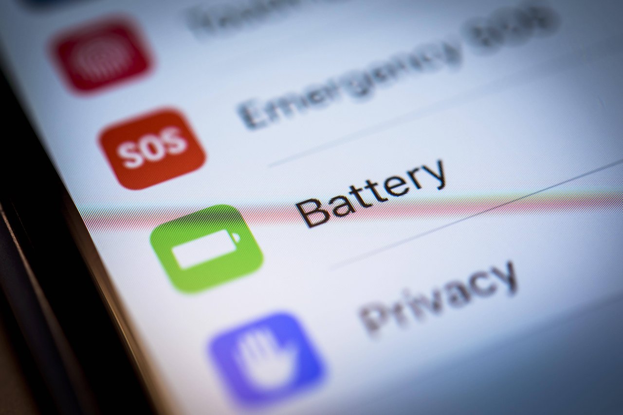 Dein Handy bietet dir einige Möglichkeiten, dich über den Zustand deiner Batterie zu erkundigen.
