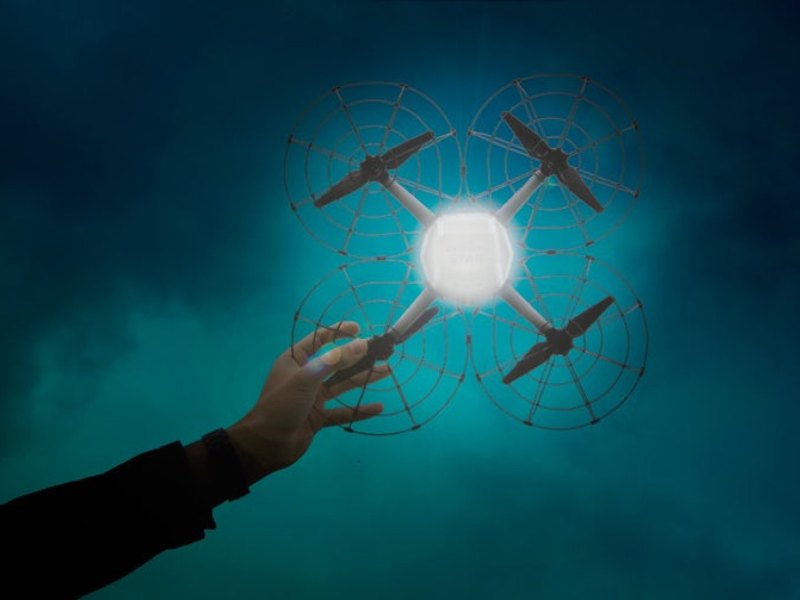 Mit der "Shooting Star"-Drohne hat Intel bereits mehrere Lichtshows gemacht.