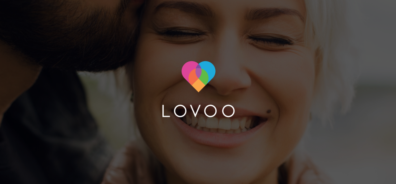 Du findest Lovoo sowohl im App Store als auch bei Google Play.