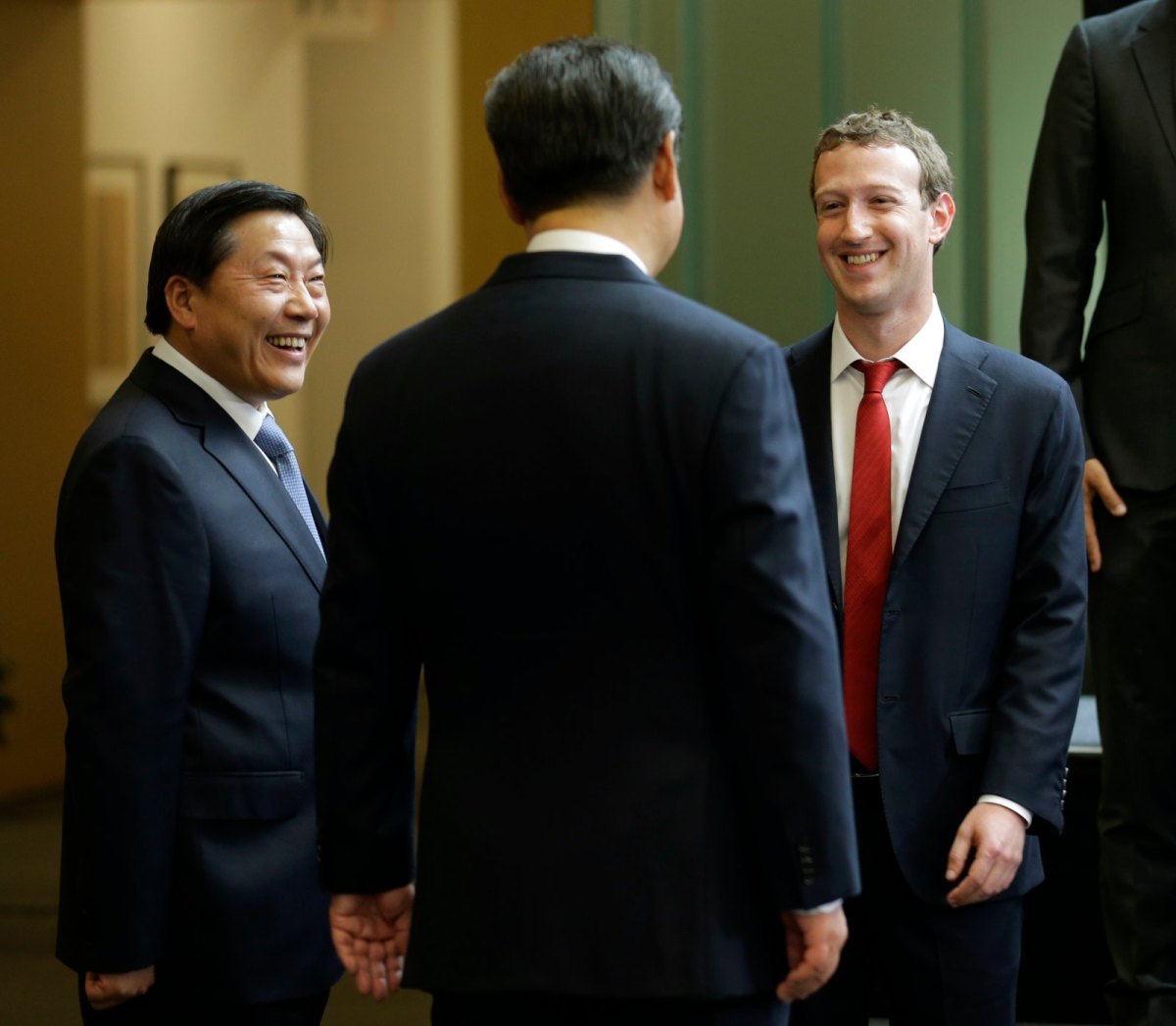 Lu Wei mit Chinas Präsident Xi Jinping und Facebook-Gründer Mark Zuckerberg