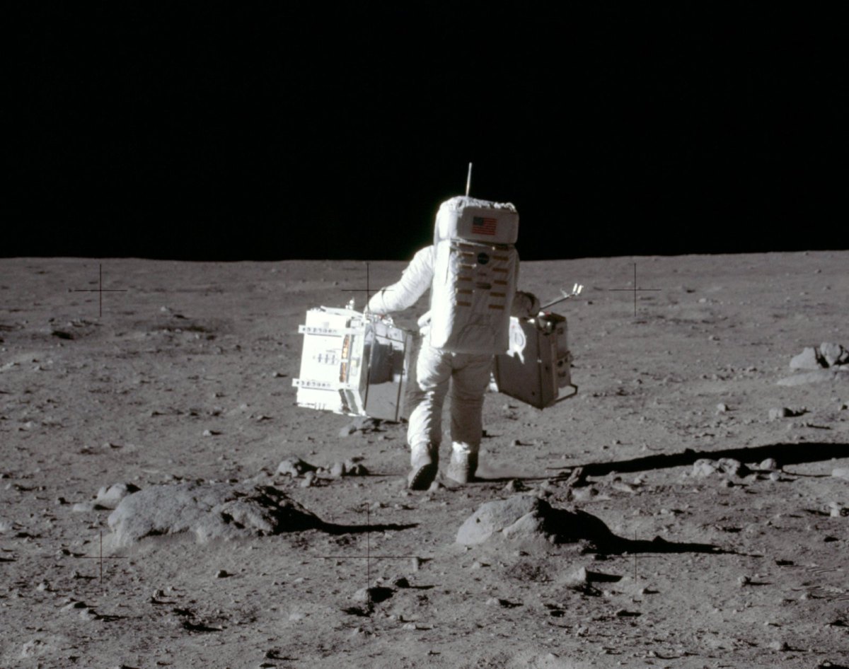 Mensch auf dem Mond