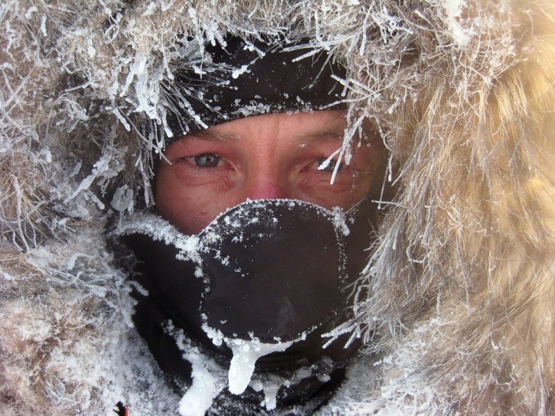 Sebastian Copeland im Winteroutfit