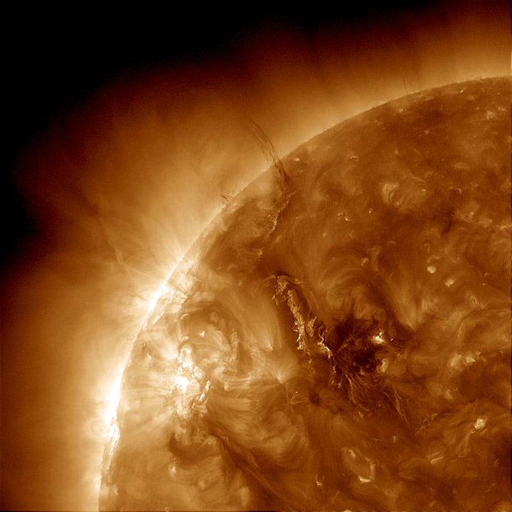Ein Bild der Sonnenkorona, aufgenommen von Solar Dynamics Observatory der NASA