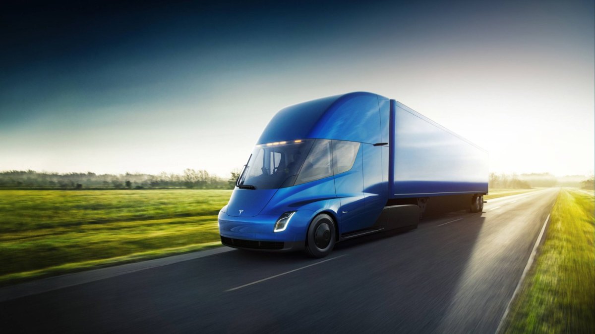 Semi Truck Tesla Chef Elon Musk Gibt Die Preise Bekannt Futurezone