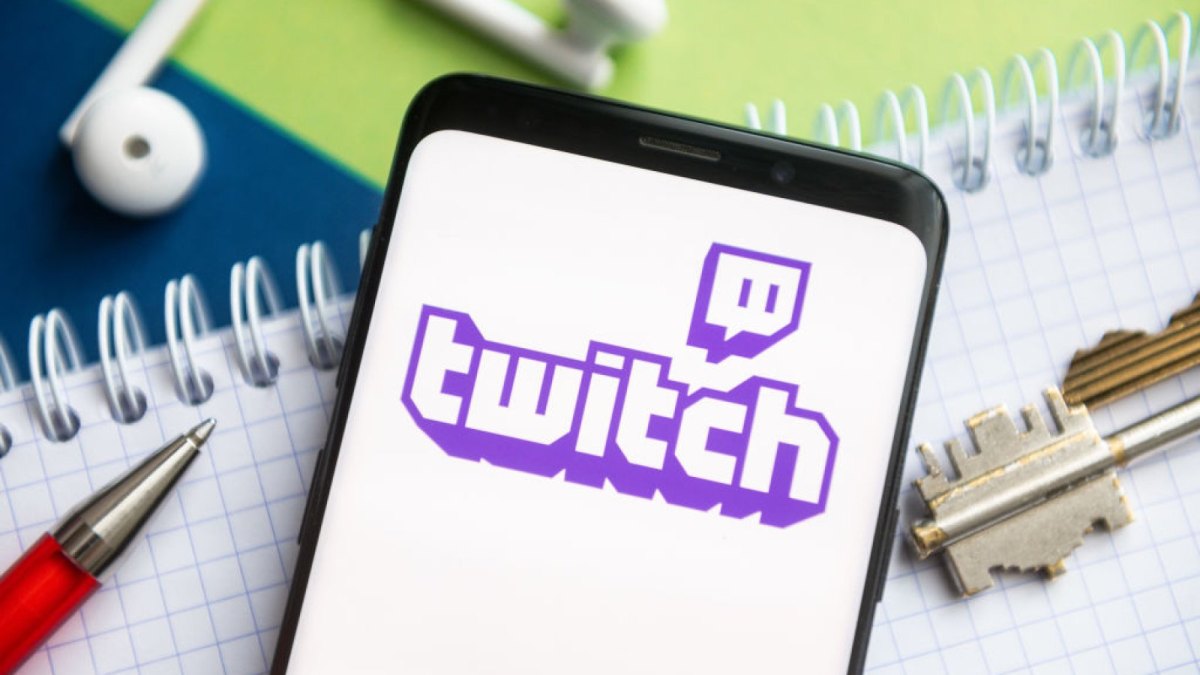 Twitch Logo auf einem Smartphone