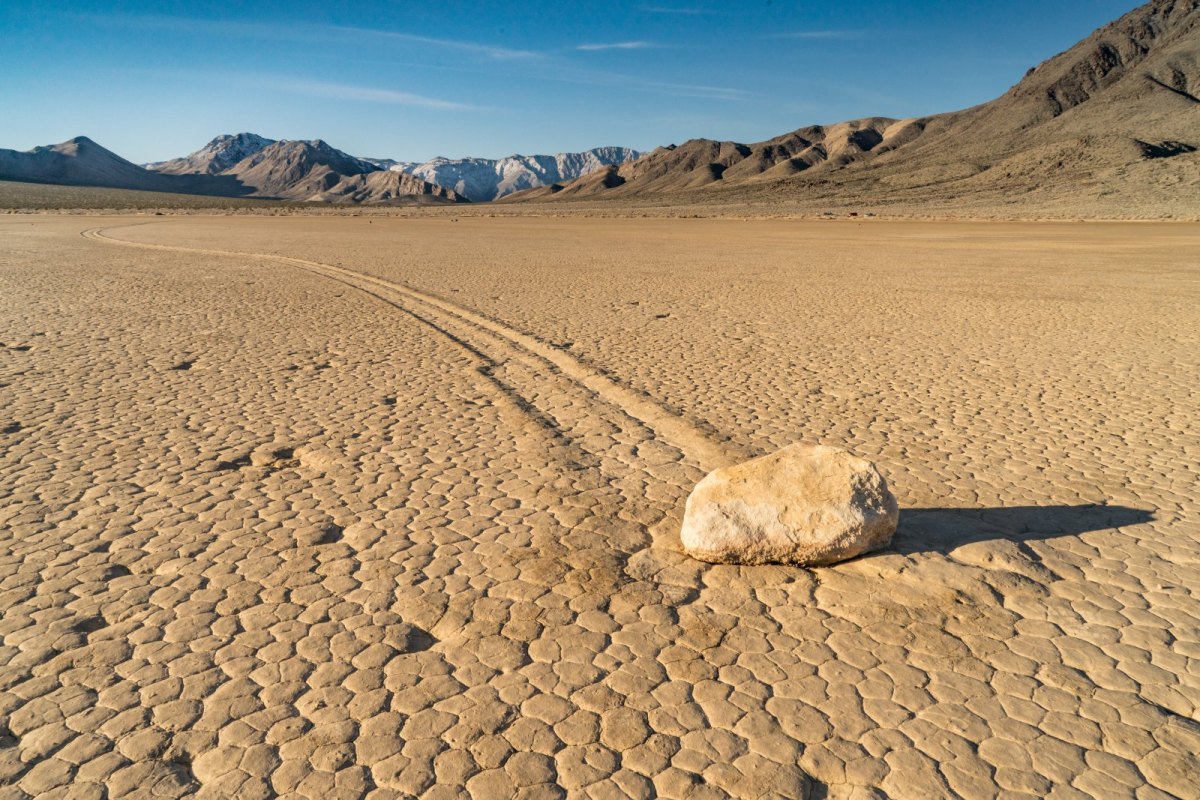 Wandernden Steine im Death Valley.