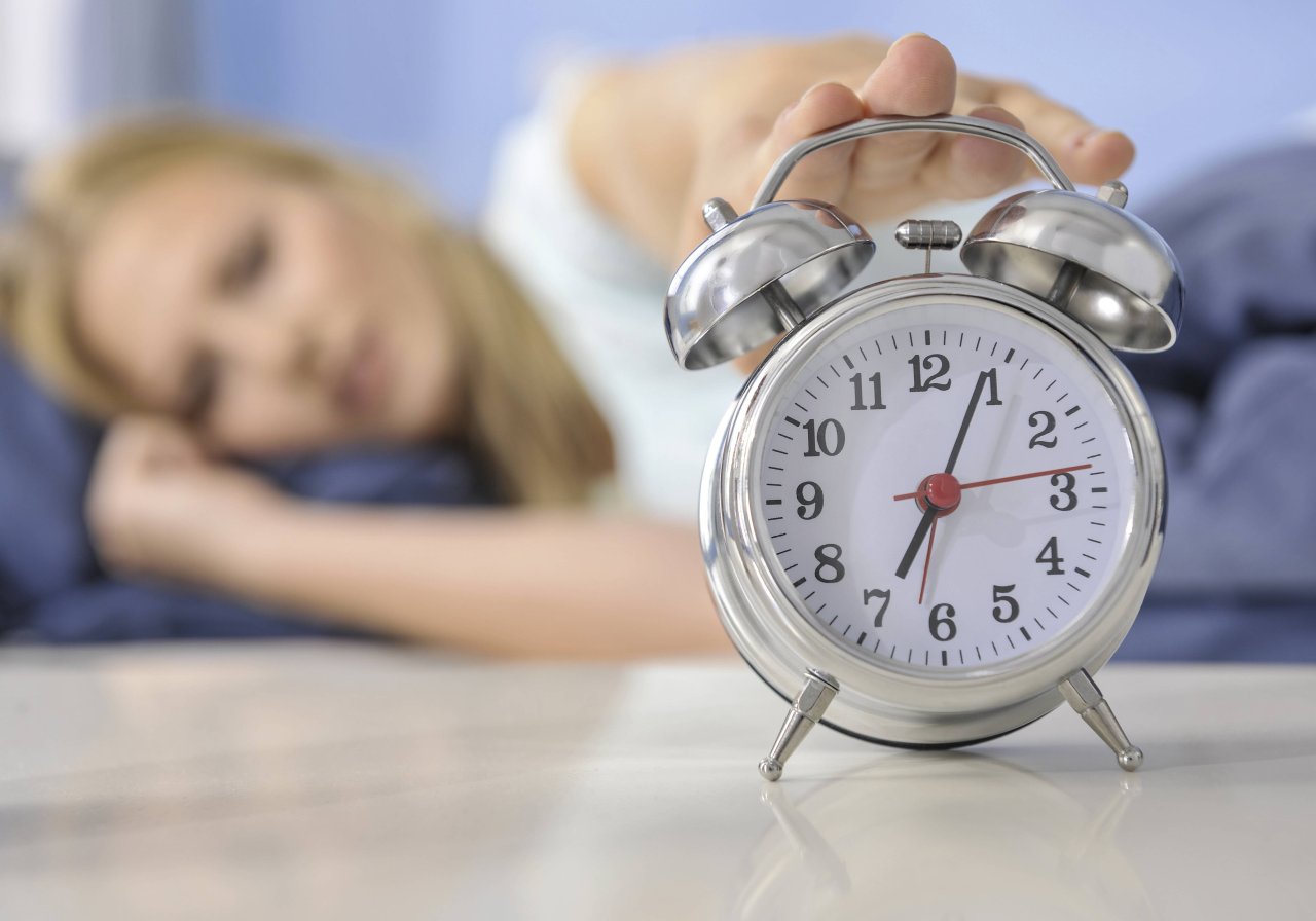 Schlaf ist essentiell für deinen Körper. Aber auch deiner Karriere schadet er nicht.