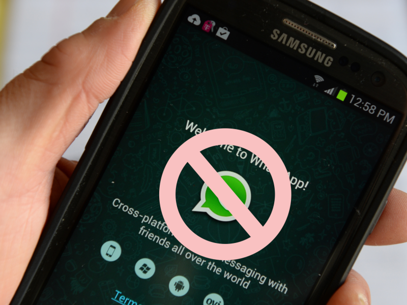 Samsung-Handy zeigt WhatsApp