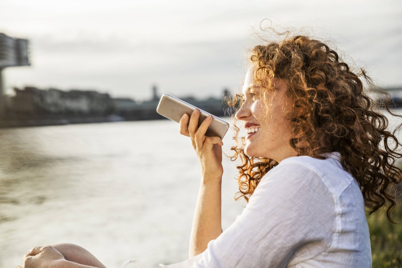 Oder wie wäre es mit einer originellen Sprachnachricht per WhatsApp zum Geburtstag?