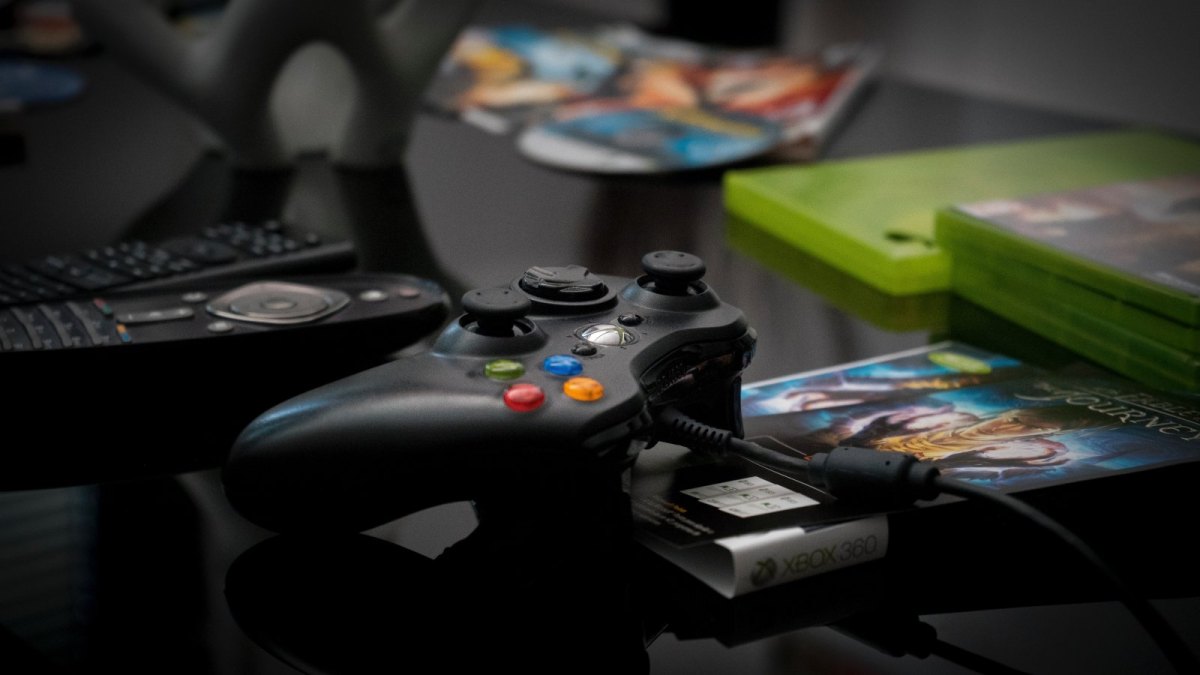 Xbox-Controller mit Spielen