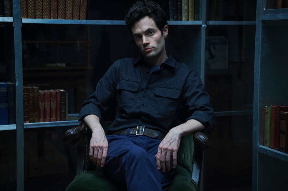 Joe Goldberg (Penn Badgley) in "You".