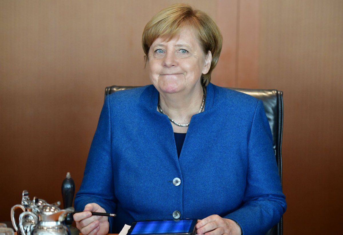 Angela Merkel mit Tablet