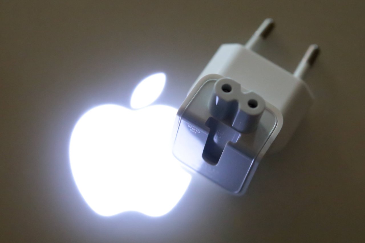 Einige Apple-Netzteilstecker (Symbolbild) können zu Stromschlägen führen.