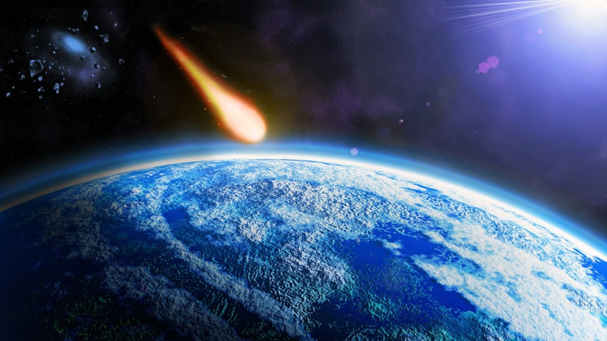 Asteroid beim Eintritt in die Atmosphäre