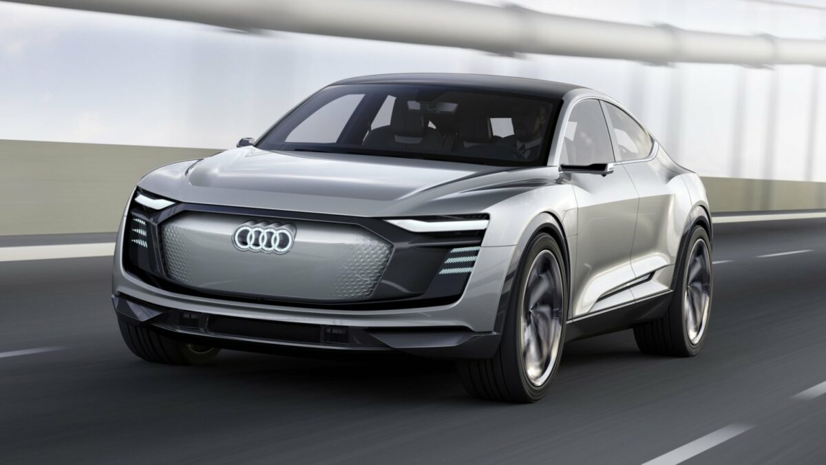 Zukünftige Audi-Modelle könnten durch Solarzellen am Dach mehr Reichweite haben.