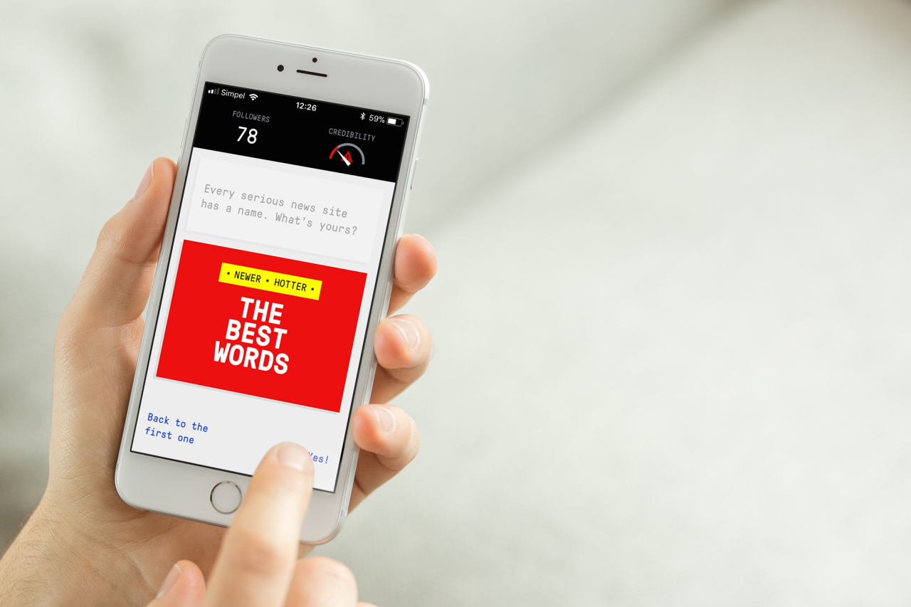 Das Spiel "Get Bad News" auf einem Smartphone. Ziel der Forscher hinter dem Spiel ist es, Nutzer für Fake News zu sensibilisieren. 
