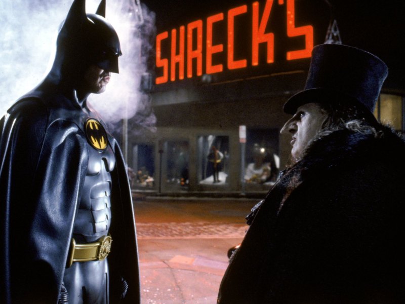 batman und danny devito als der pinguin