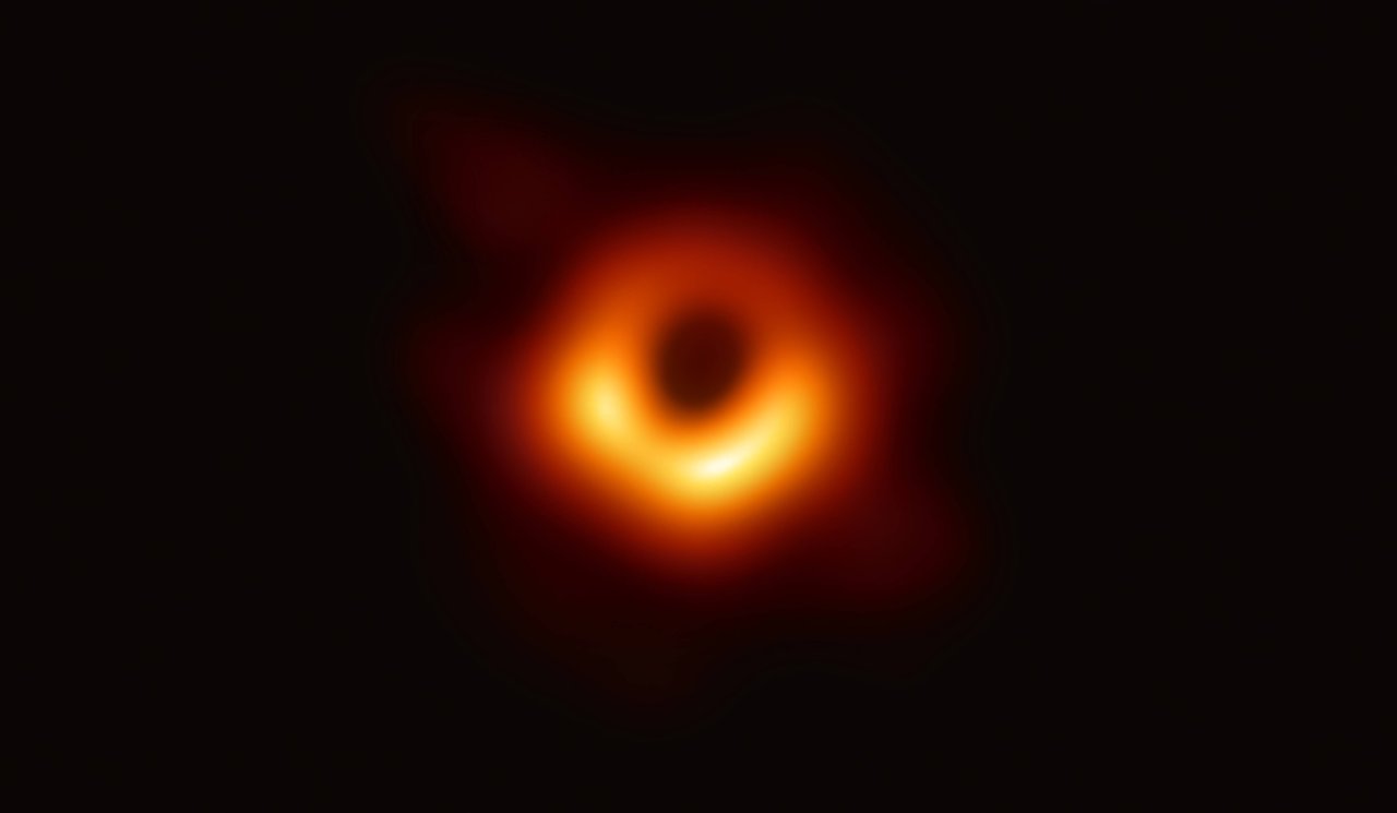 Ein Schwarzes Loch wurde während der Untersuchung von Asteroid Bennu überraschenderweise im Universum entdeckt.