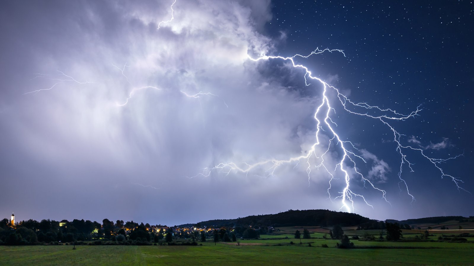 Wie entsteht Donner? Das geschieht bei einem Gewitter - Futurezone