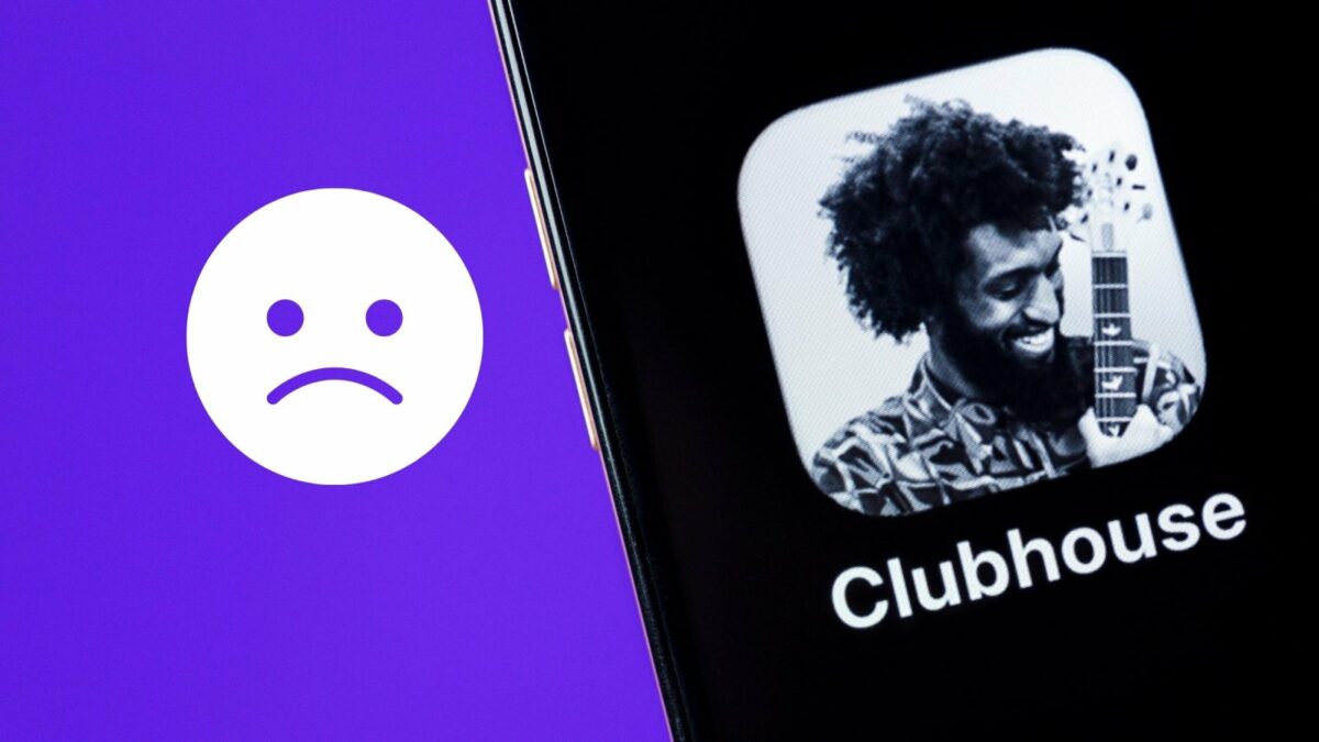 Clubhouse-App mit einem traurigen Emoji.