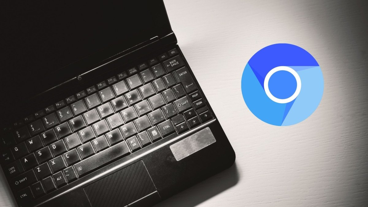 ALter Laptop und das Chromium OS-Logo