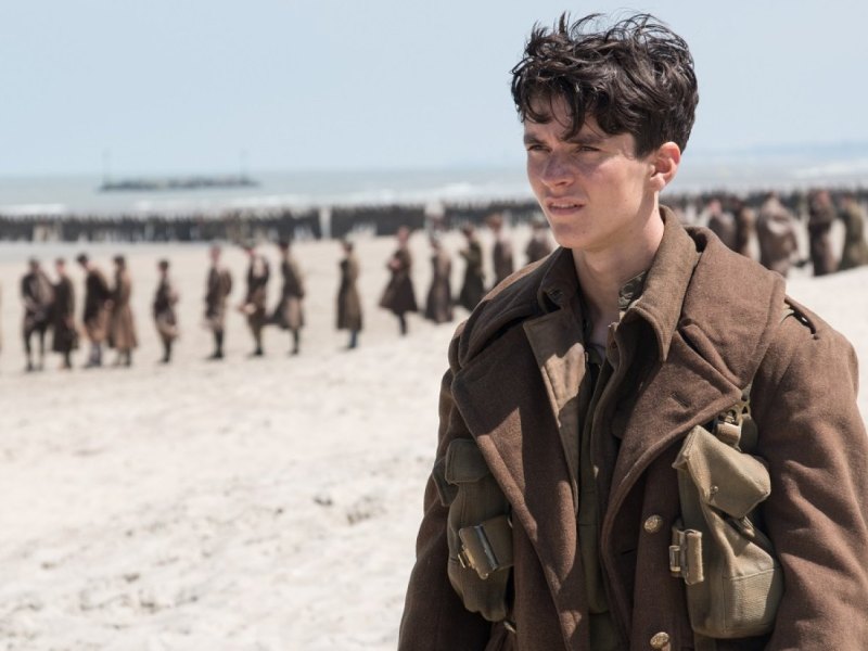 Fionn Whitehead in Dunkirk.