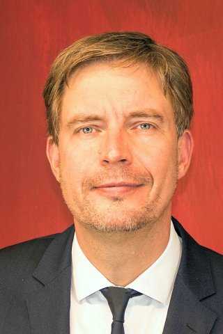 Dr. Heiko Peter Krenz ist Fachanwalt für Arbeitsrecht in Berlin.