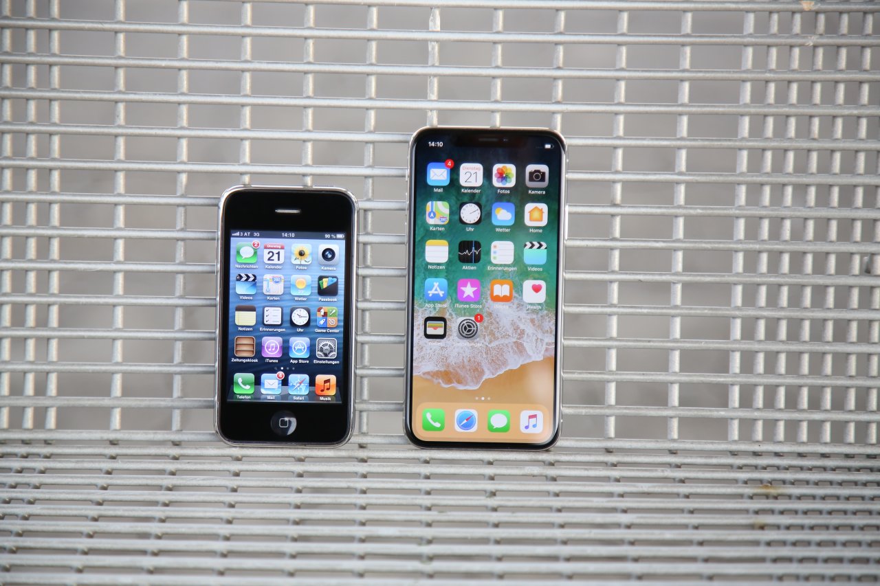 Immerhin war das 3GS noch handlich im Vergleich zu heutigen Modellen. Immerhin war das 3GS noch handlich im Vergleich zu heutigen Modellen.