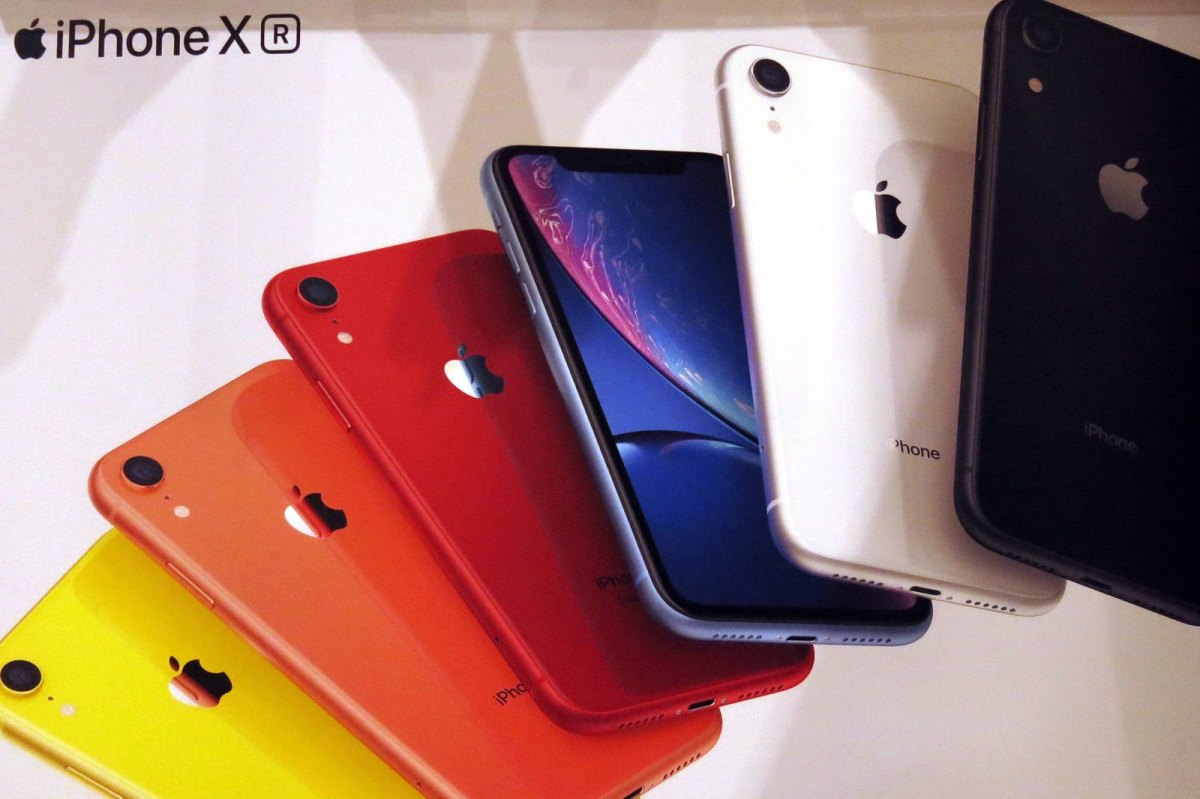 Pressebild des Iphone XR in verschiedenen Farben.