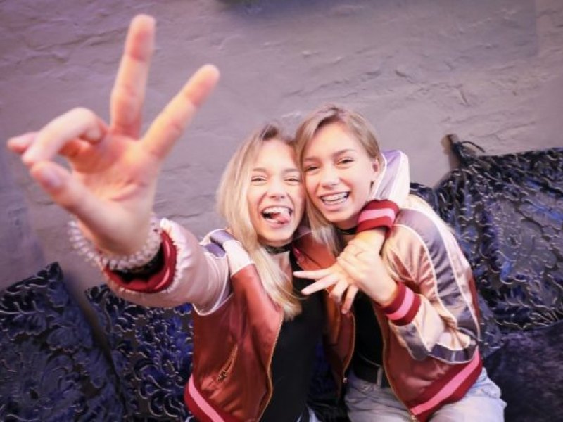 Bild von Lisa und Lena aus Musical.ly