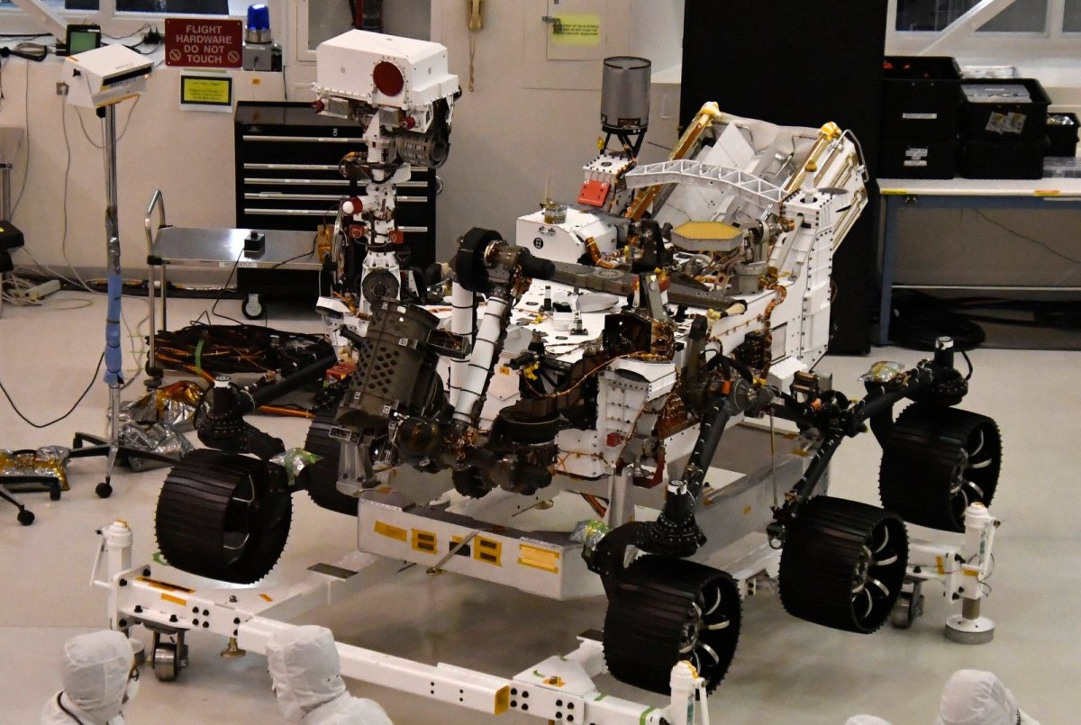 Mars Rover in Labor