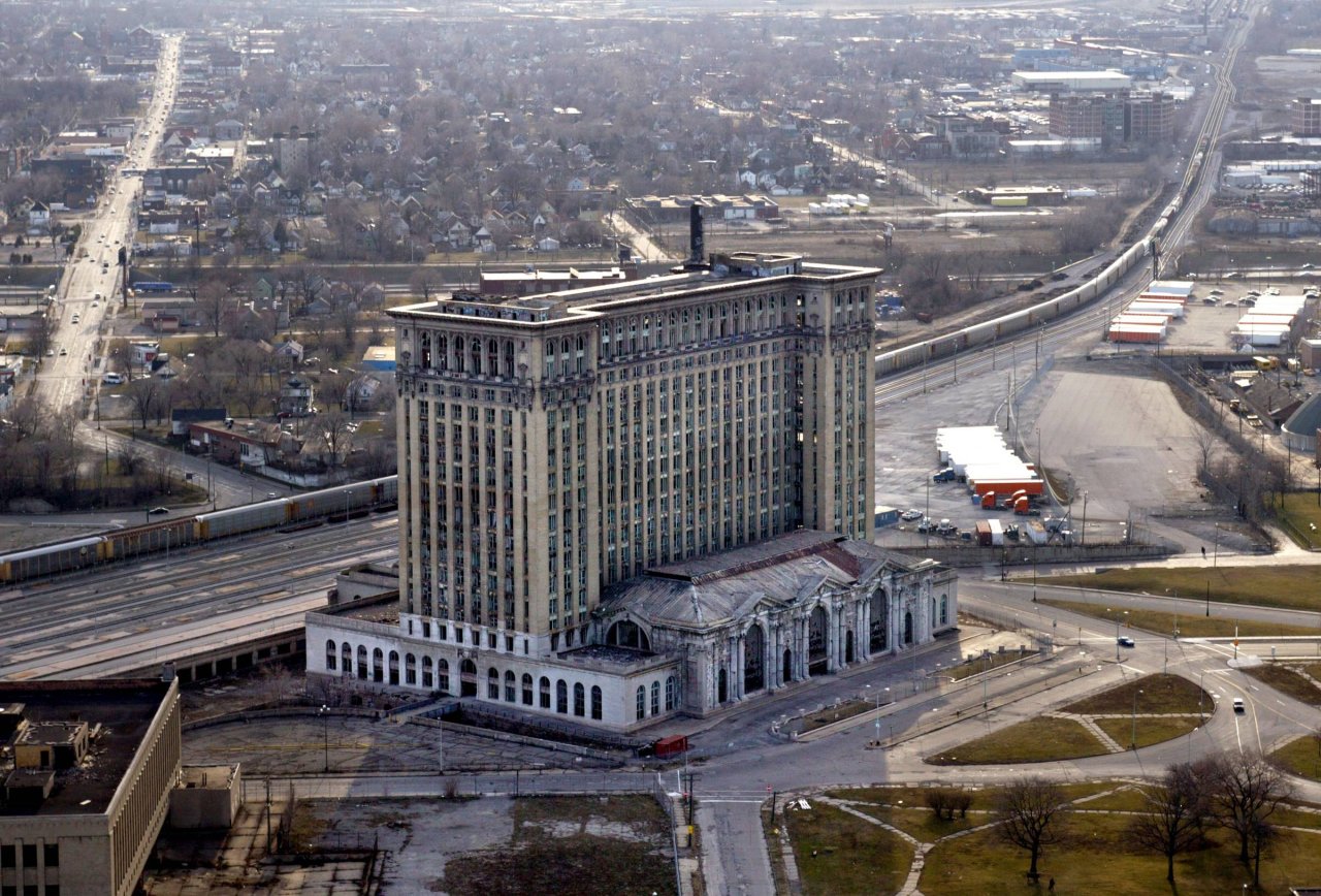 Die Michigan Central Station in Detroit