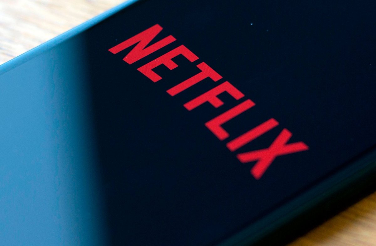 Netflix-Logo auf einem Handy