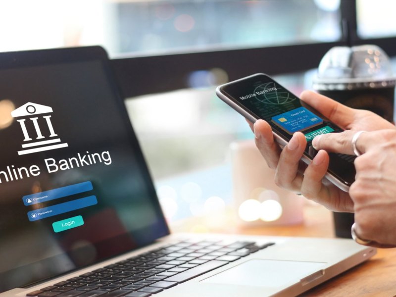 Anline-Banking an Rechner und Handy
