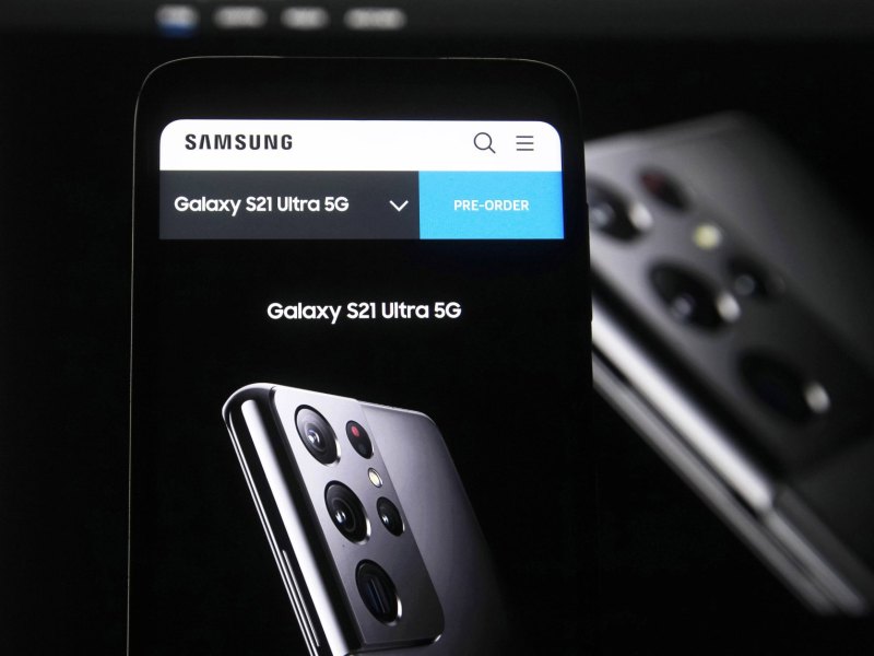 Für Samsungs Galaxy-S21-Serie steht der Beta-Start von Open UI 4.0 und Android 12 an (Symbolbild).
