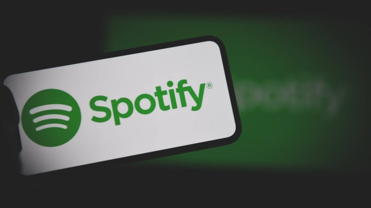Spotify-Logo auf dem Handy.