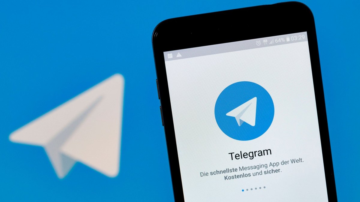 Telegram-Logo auf dem Handy.