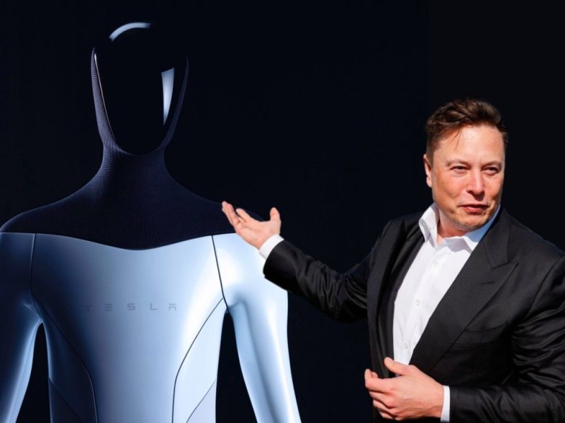 Elon Musk vor einem Tesla Bot