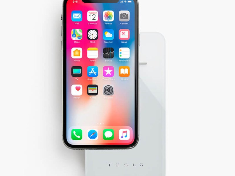 Teslas Smartphone-Ladegerät in weiß